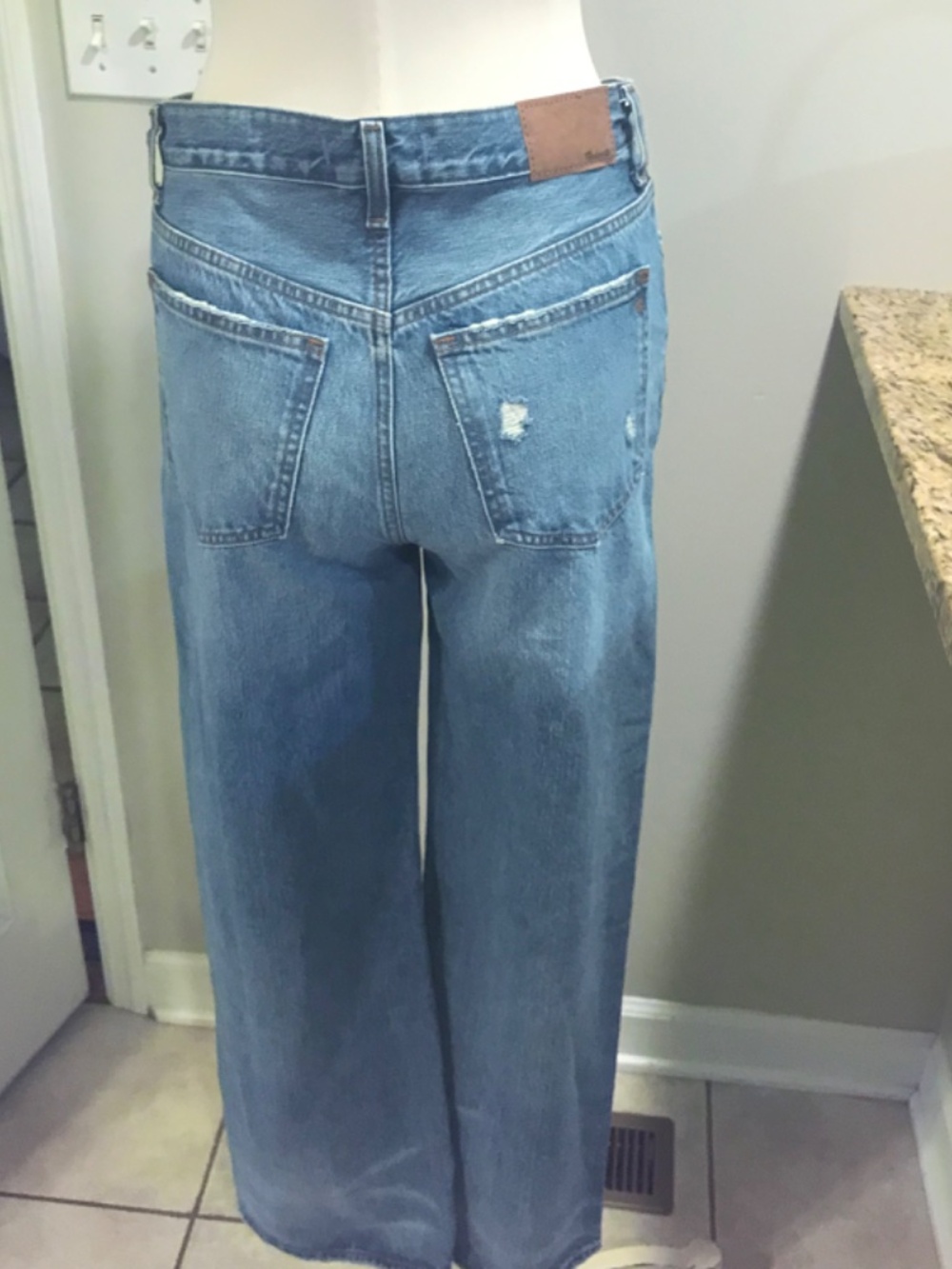 NWT Madewell low slung baggy full length inseam jeans - Picture 9 of 16